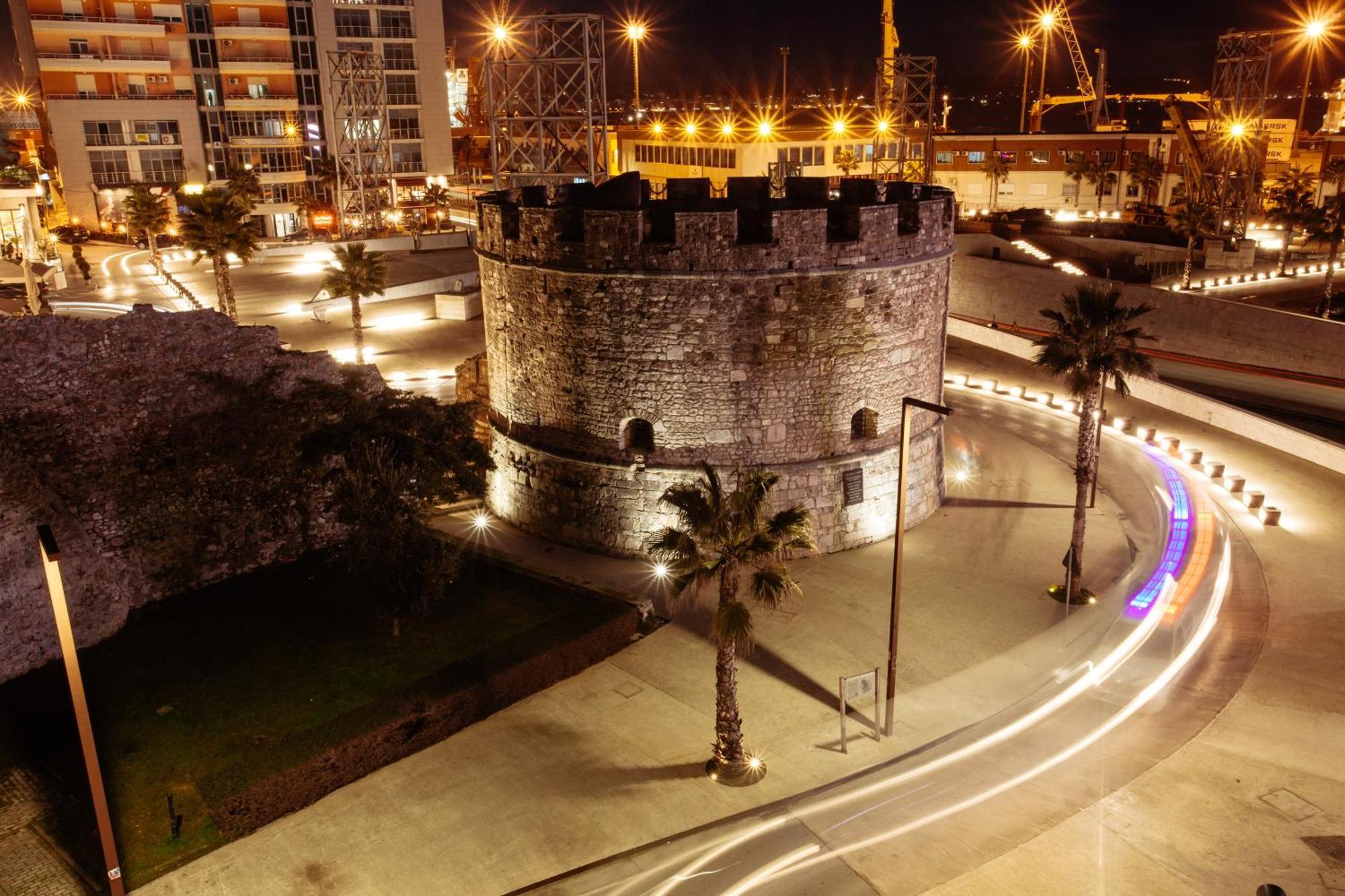 Super Apartment In The Ancient Roman Amphitheater Δυρράχιο Εξωτερικό φωτογραφία